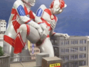 ウルトラマン同士がセックスをするエロGIF動画
