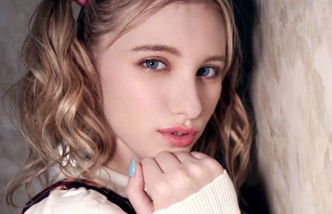 北欧の超美女の天使と風俗プレイで中出しセックスするGIF画像